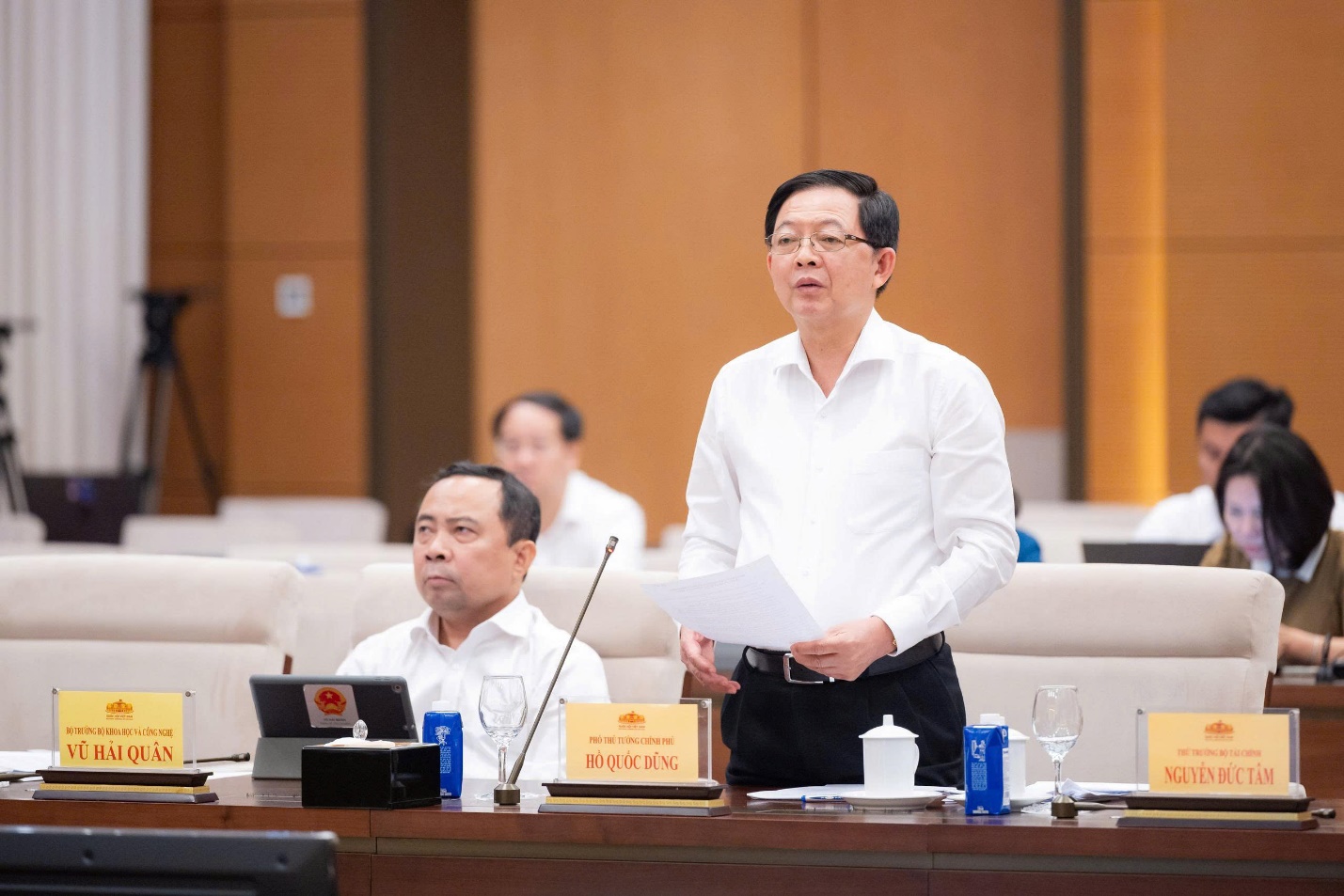 Sửa đổi Luật Bưu ch&iacute;nh: Tạo cơ sở ph&aacute;p l&yacute; để bưu ch&iacute;nh trở th&agrave;nh hạ tầng thiết yếu của quốc gia v&agrave; nền kinh tế số - Ảnh 4.