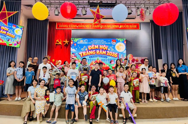 Cục Bưu điện Trung ương tổ chức chương tr&igrave;nh "Đ&ecirc;m hội Trăng rằm 2026" cho thiếu nhi - Ảnh 7.